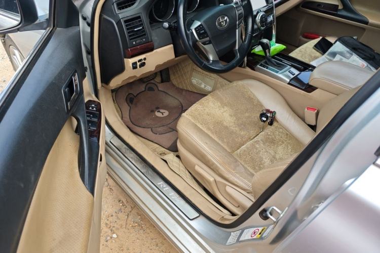 Used Toyota Reiz 2010 2.5S Fashion Elite Edition Driver Seat