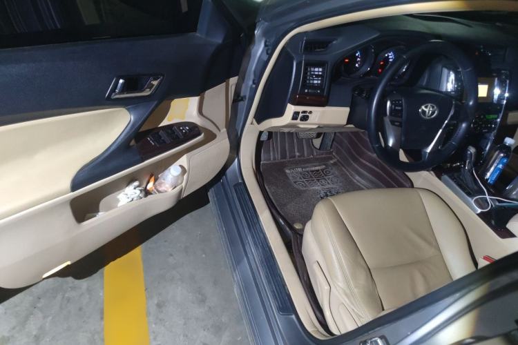 Used Toyota Reiz 2010 2.5S Fashion Elite Edition Driver Seat