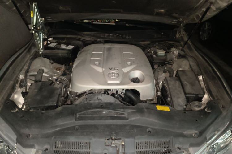 Used Toyota Reiz 2010 2.5V Fengdu Elite Edition Engine Bay