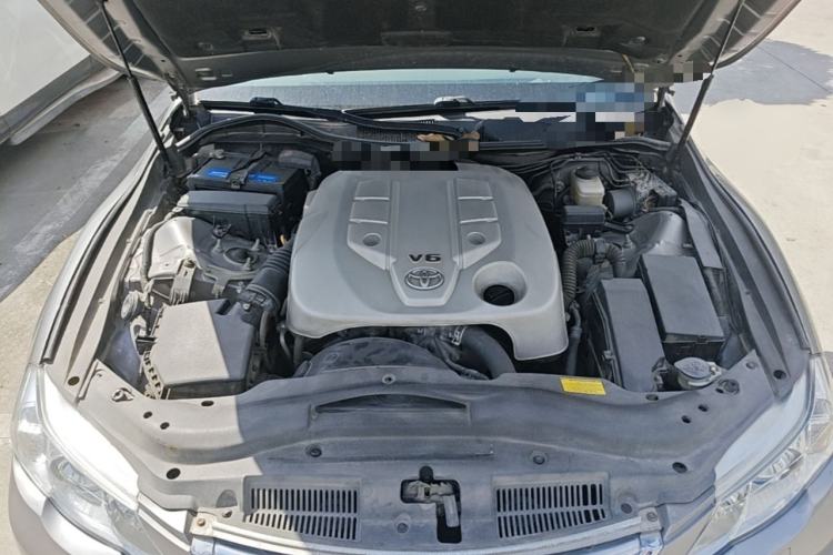 Used Toyota Reiz 2010 2.5V Fengdu Elite Edition Engine Bay