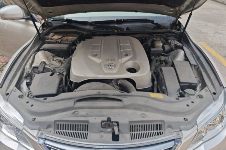 Used Toyota Reiz 2010 2.5V Fengdu Elite Edition Engine Bay