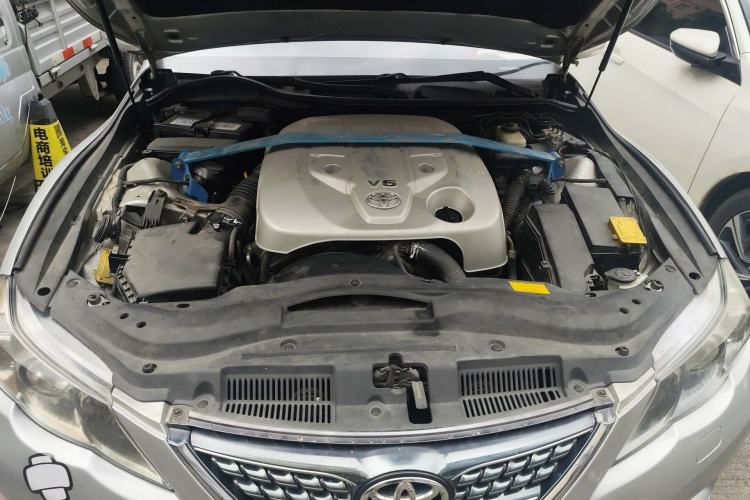 Used Toyota Reiz 2010 2.5S Fashion Elite Edition Engine Bay