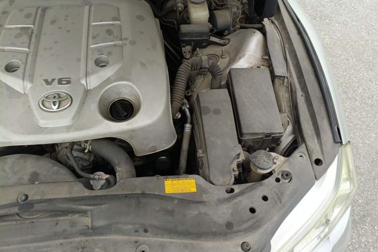 Used Toyota Reiz 2010 2.5V Fengdu Elite Edition Engine Bay Left