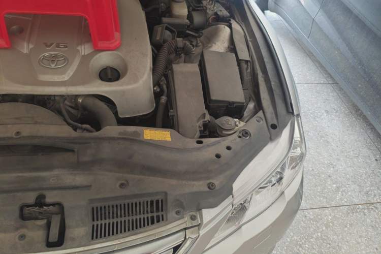 Used Toyota Reiz 2010 2.5S Fengdu Jinghua Edition Engine Bay Left