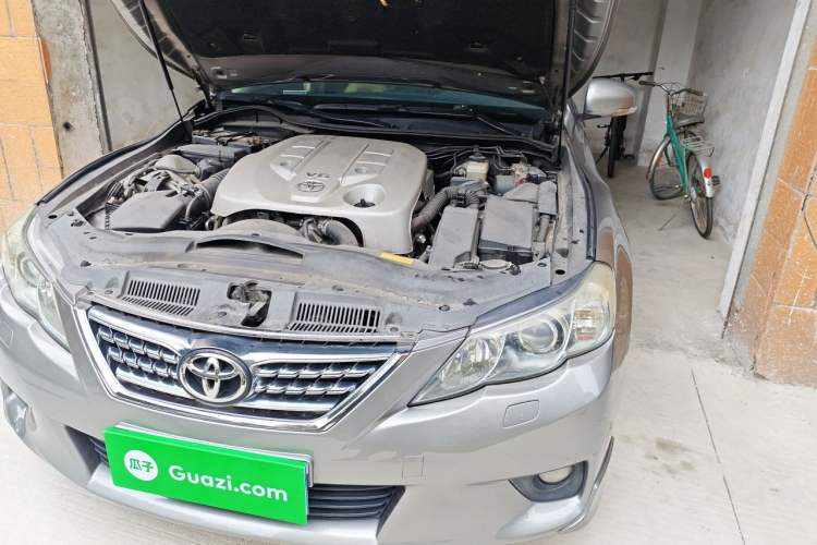 Used Toyota Reiz 2010 2.5V Fashion Elite Edition Engine Bay Left