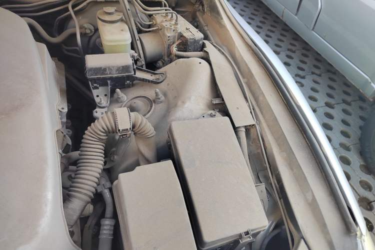 Used Toyota Reiz 2010 2.5S Fengdu Jinghua Edition Engine Bay Left