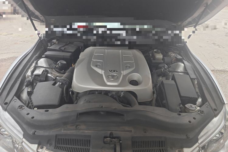 Used Toyota Reiz 2010 2.5V Fashion Elite Edition Engine Bay