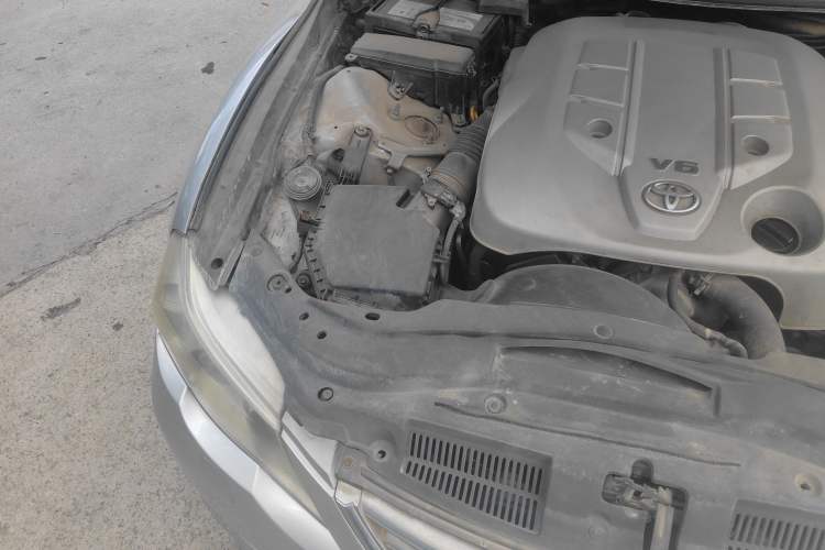 Used Toyota Reiz 2010 2.5V Fengdu Elite Edition Engine Bay Right