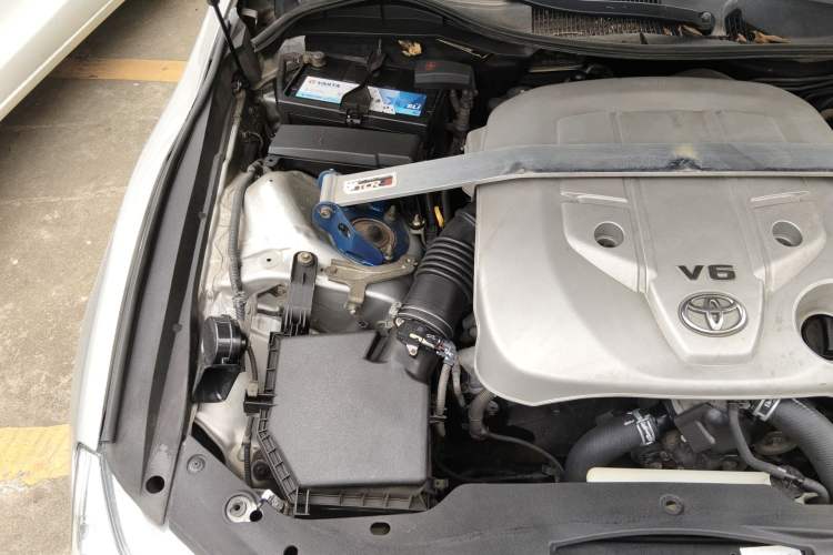 Used Toyota Reiz 2010 2.5S Fengdu Jinghua Edition Engine Bay Right