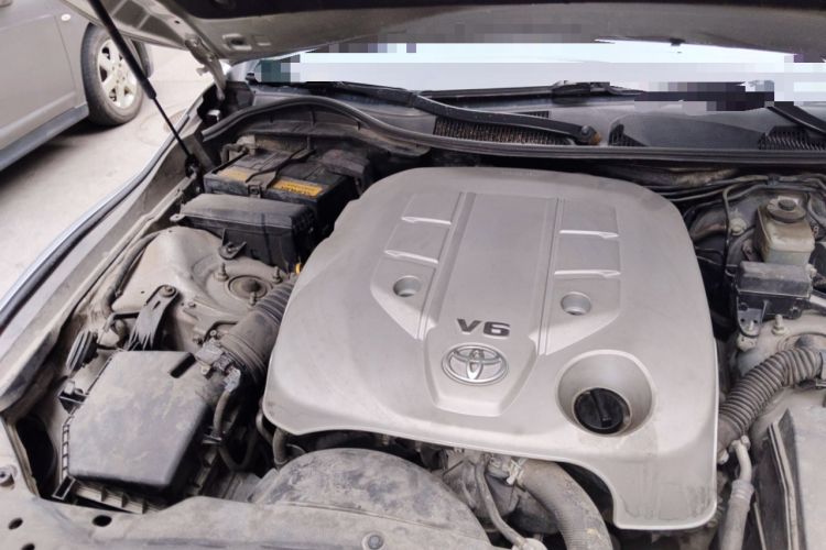 Used Toyota Reiz 2010 2.5V Fengdu Elite Edition Engine Bay Right