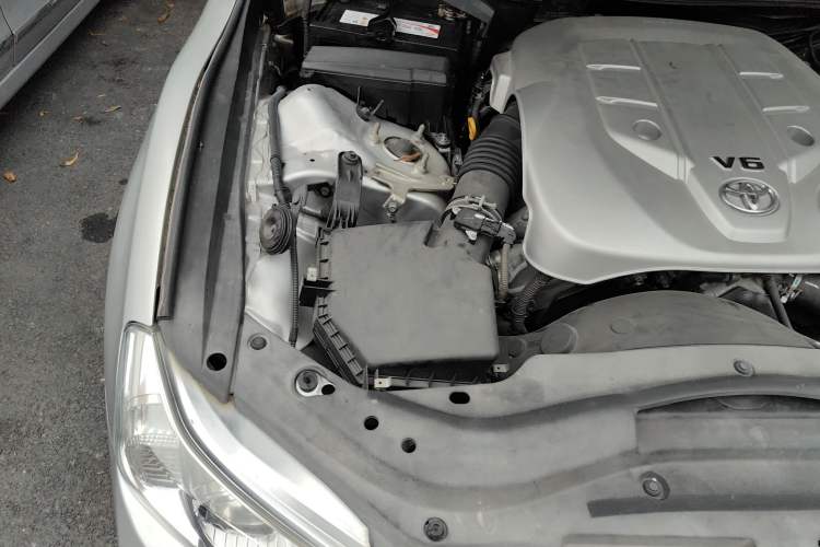Used Toyota Reiz 2010 2.5S Fengdu Jinghua Edition Engine Bay Right