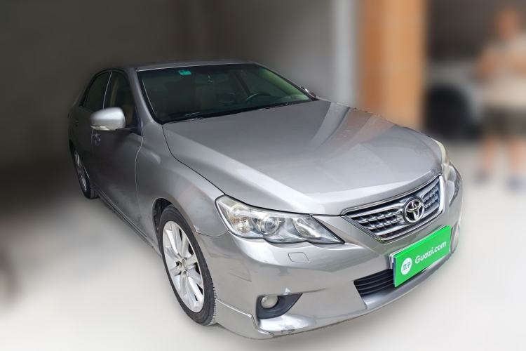 Used Toyota Reiz 2010 2.5V Fashion Elite Edition Front Right 45 Deg