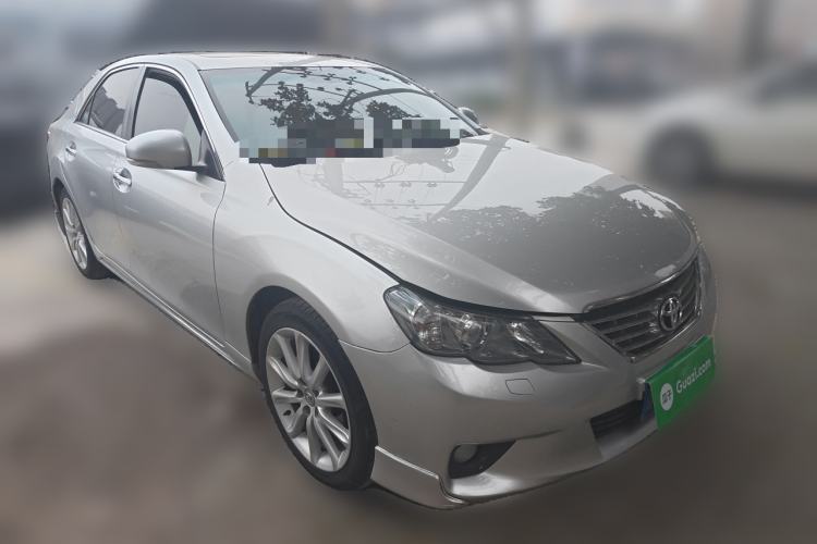 Used Toyota Reiz 2010 2.5V Fashion Elite Edition Front Right 45 Deg