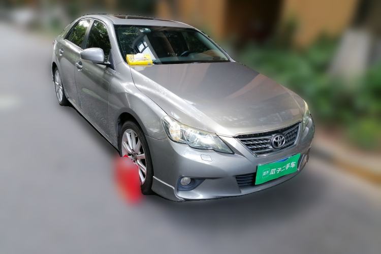Used Toyota Reiz 2010 2.5V Fashion Elite Edition Front Right 45 Deg