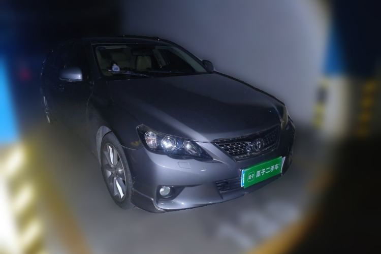 Used Toyota Reiz 2010 2.5S Fashion Elite Edition Front Right 45 Deg