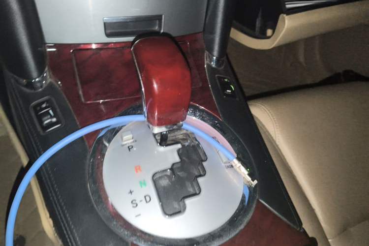 Used Toyota Reiz 2010 2.5V Fengdu Elite Edition Gear Lever