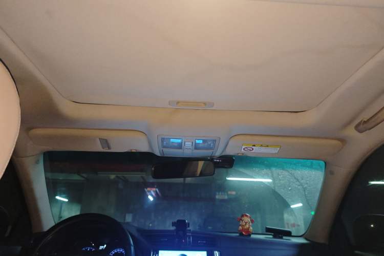 Used Toyota Reiz 2010 2.5V Fengdu Elite Edition Headliner