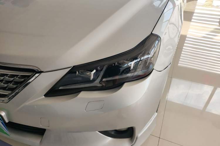 Used Toyota Reiz 2010 2.5S Fashion Elite Edition Left Front Headlight