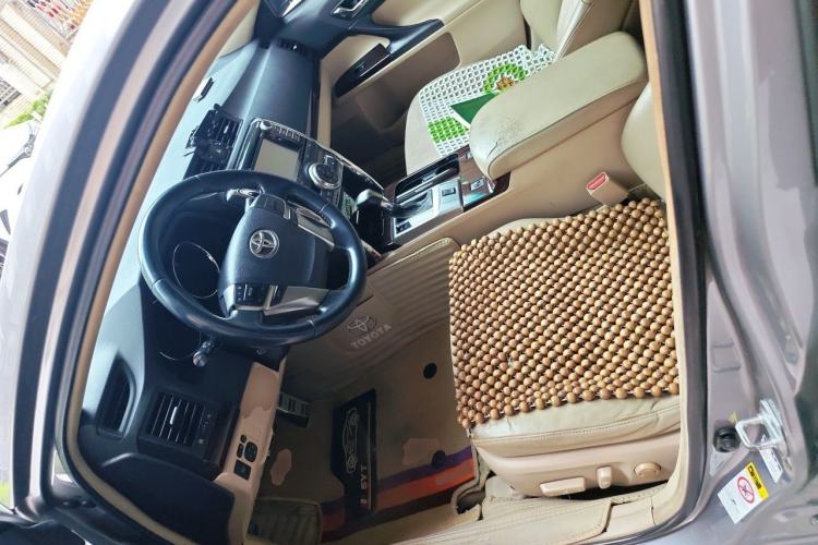Used Toyota Reiz 2010 2.5V Fashion Elite Edition Left Front Seat