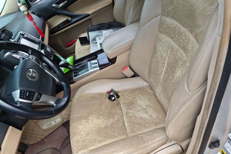 Used Toyota Reiz 2010 2.5S Fashion Elite Edition Left Front Seat