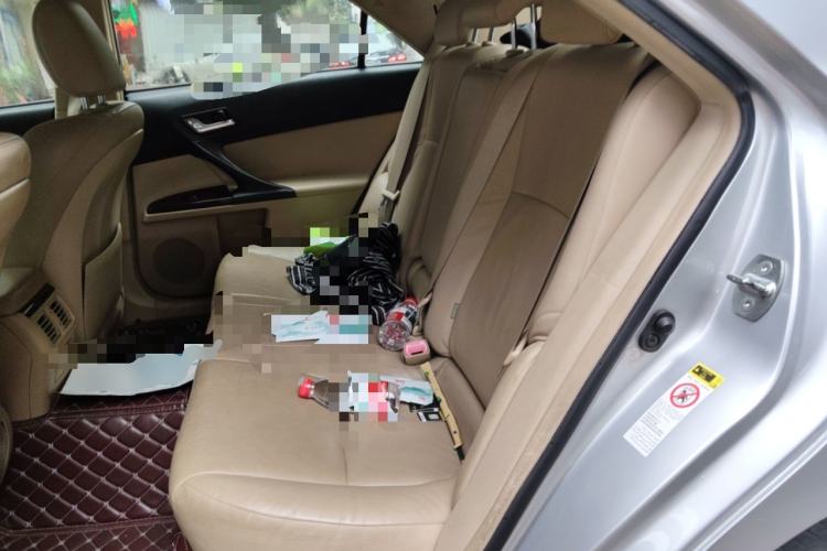 Used Toyota Reiz 2010 2.5V Fengdu Elite Edition Left Rear Seat