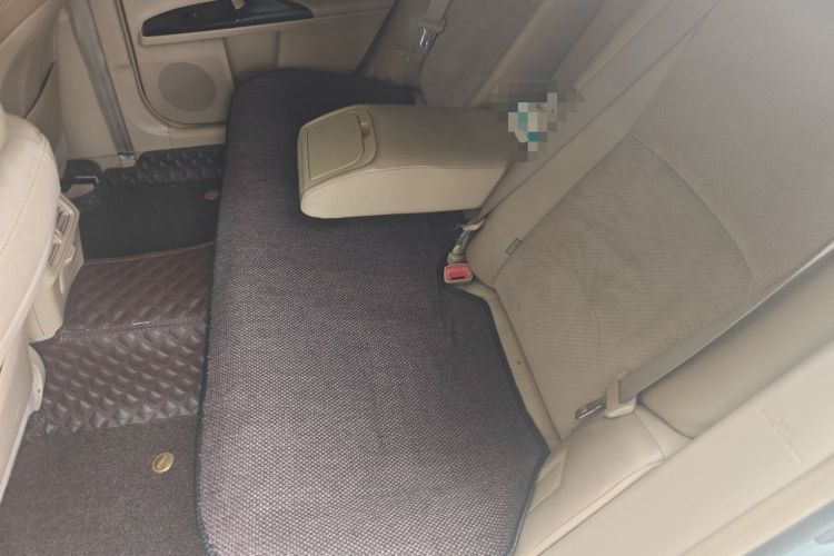 Used Toyota Reiz 2010 2.5V Fashion Elite Edition Left Rear Seat