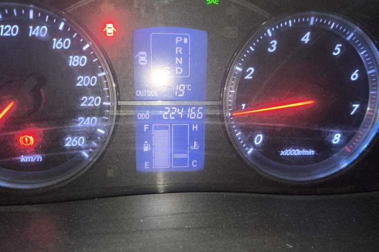 Used Toyota Reiz 2010 2.5V Fengdu Elite Edition Odometer Close Up
