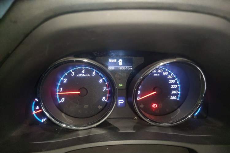 Used Toyota Reiz 2010 2.5S Fashion Elite Edition Odometer Close Up