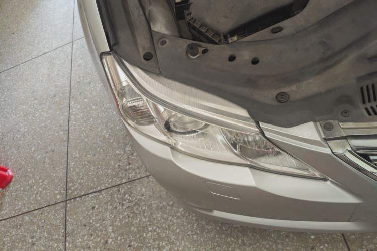 Used Toyota Reiz 2010 2.5S Fengdu Jinghua Edition Right Front Headlight