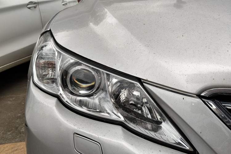 Used Toyota Reiz 2010 2.5S Fengdu Jinghua Edition Right Front Headlight