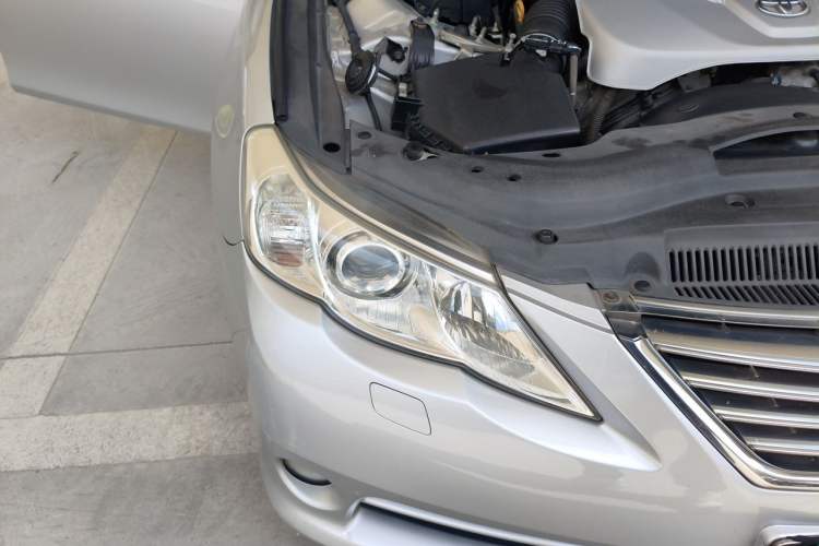 Used Toyota Reiz 2010 2.5S Fengdu Jinghua Edition Right Front Headlight