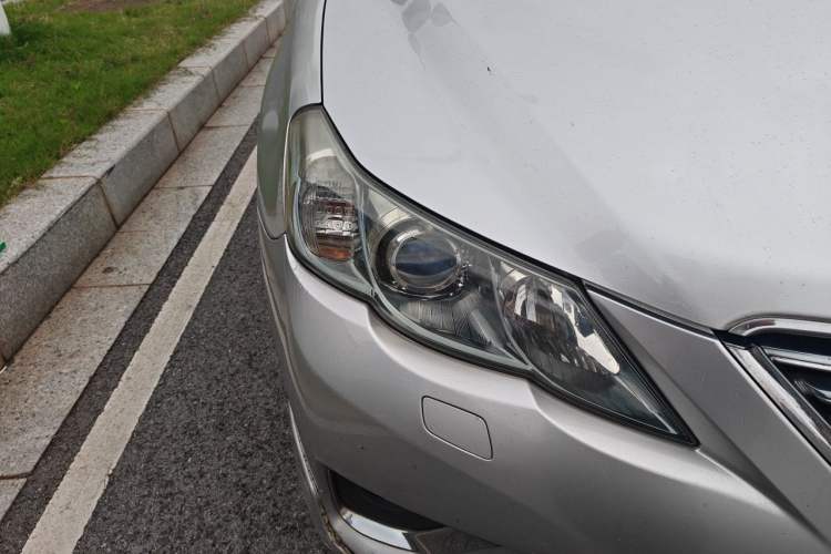 Used Toyota Reiz 2010 2.5V Fashion Elite Edition Right Front Headlight