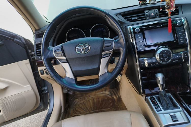 Used Toyota Reiz 2010 2.5V Fengdu Elite Edition Steering Wheel