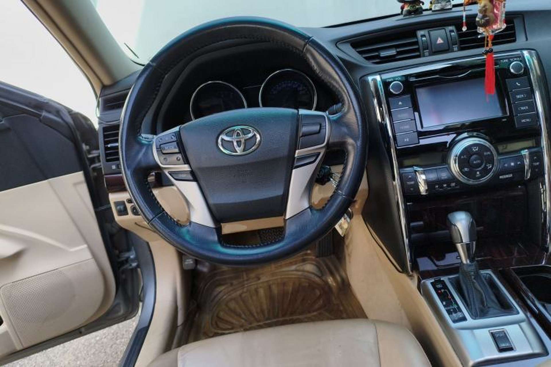 Used Toyota Reiz 2010 2.5V Fengdu Elite Edition Steering Wheel