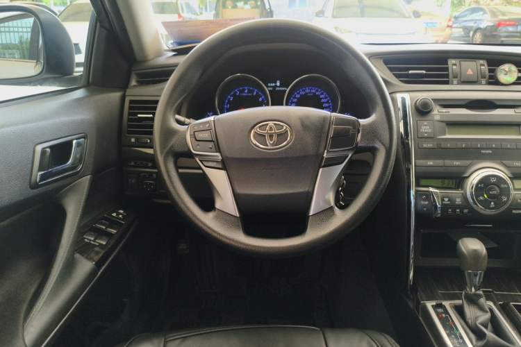 Used Toyota Reiz 2010 2.5S Fengdu Jinghua Edition Steering Wheel