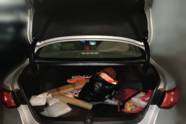 Used Toyota Reiz 2010 2.5V Fengdu Elite Edition Trunk