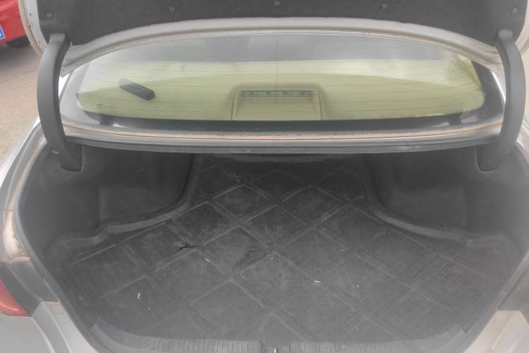 Used Toyota Reiz 2010 2.5V Fengdu Elite Edition Trunk
