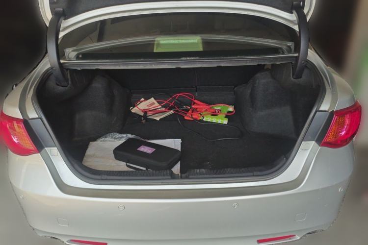Used Toyota Reiz 2010 2.5S Fengdu Jinghua Edition Trunk