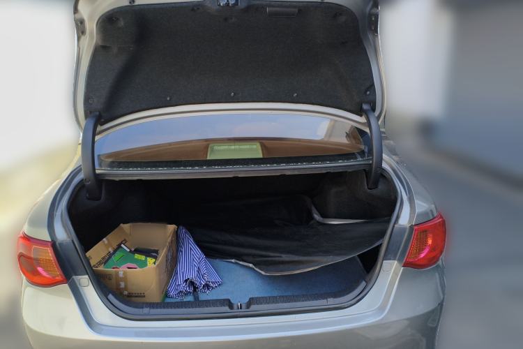Used Toyota Reiz 2010 2.5V Fengdu Elite Edition Trunk