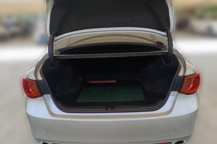 Used Toyota Reiz 2010 2.5S Fengdu Jinghua Edition Trunk