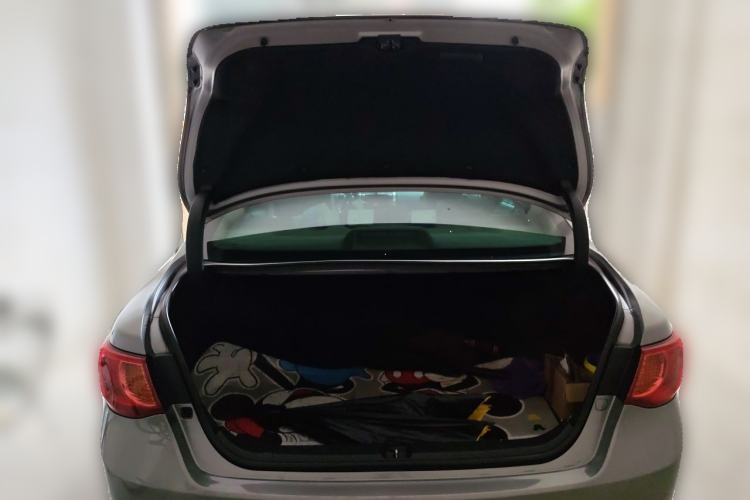 Used Toyota Reiz 2010 2.5V Fashion Elite Edition Trunk