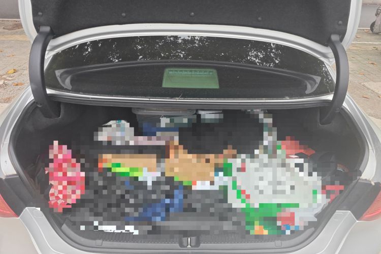Used Toyota Reiz 2010 2.5V Fashion Elite Edition Trunk
