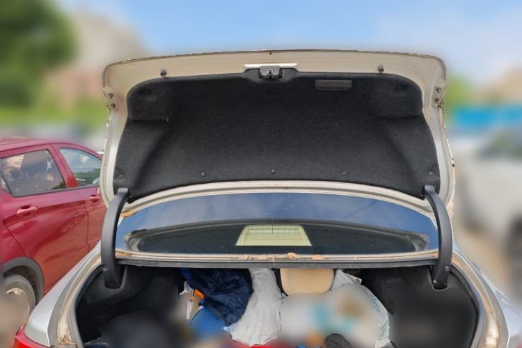 Used Toyota Reiz 2010 2.5S Fashion Elite Edition Trunk