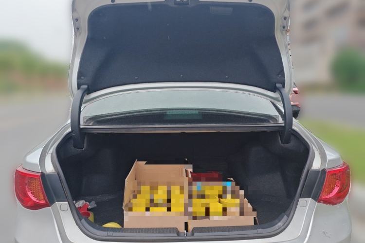 Used Toyota Reiz 2010 2.5V Fashion Elite Edition Trunk