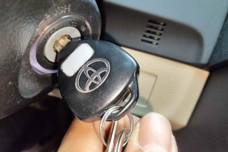 Used Toyota Reiz 2010 2.5V Fengdu Elite Edition Vehicle Key
