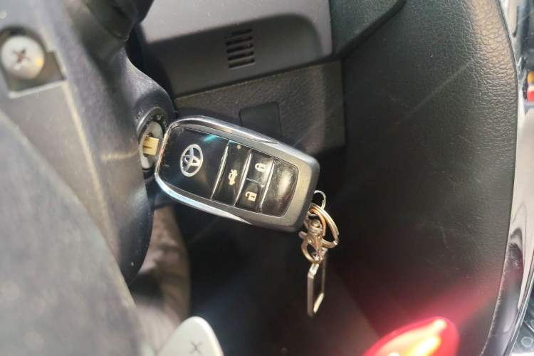 Used Toyota Reiz 2010 2.5S Fashion Elite Edition Vehicle Key