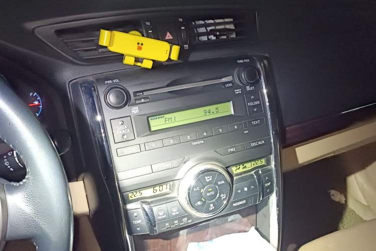 Used Toyota Reiz 2010 2.5V Fengdu Elite Edition Audio And AC Panel
