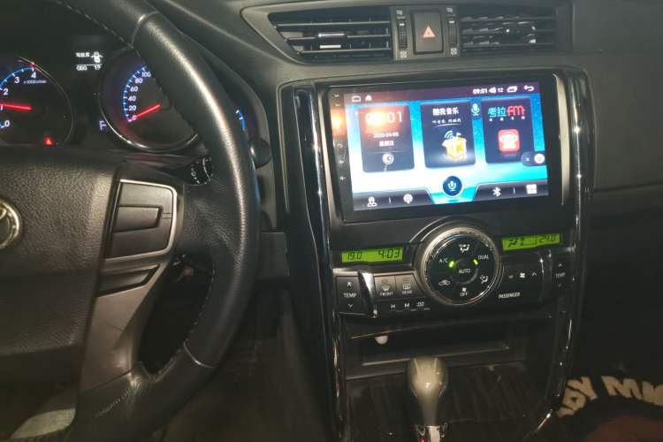 Used Toyota Reiz 2010 2.5V Fengdu Elite Edition Audio And AC Panel