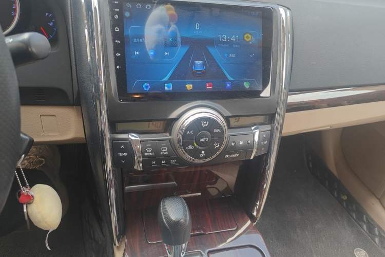 Used Toyota Reiz 2010 2.5S Fengdu Jinghua Edition Audio And AC Panel
