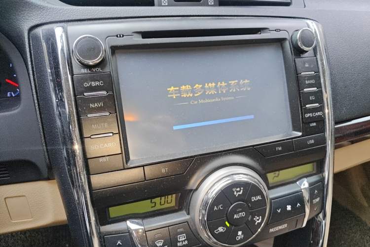 Used Toyota Reiz 2010 2.5S Fengdu Jinghua Edition Audio And AC Panel